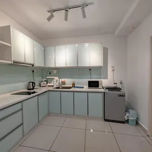 Seaview Mansion One Apartment